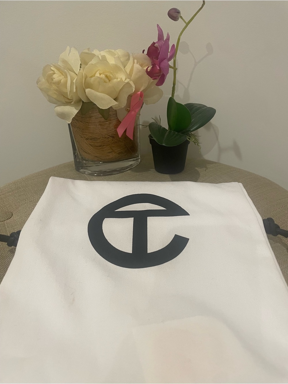 Telfar Small Corn Beef Shopping Bag - Picture 11 of 11